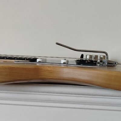 IMG_20260113_124449 Perfil de guitarra eléctrica cuerpo plano Arte de Luthier