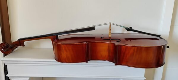 Perfil de violonchelo 4/4 restaurado